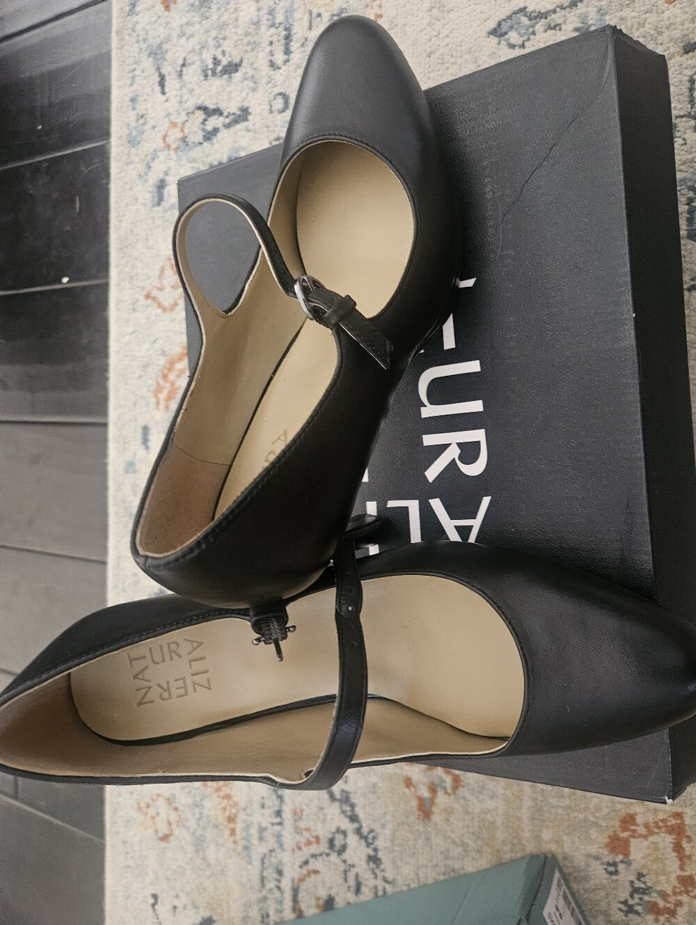 Naturalizer Talissa Black Leather Mary Jane Pumps Size 9.5 M New Without Tags